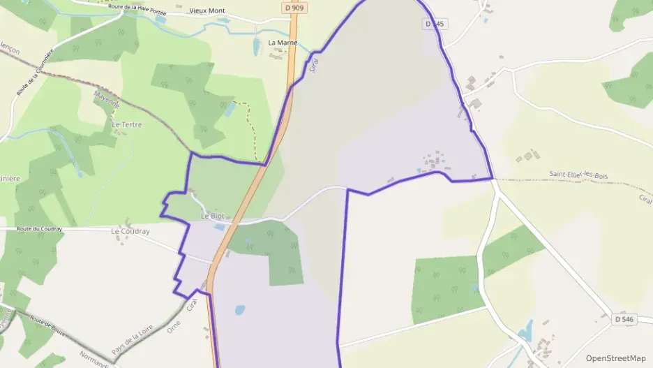 Maison 70 m² trois pièces à vendre à Ciral Maison 70 m² trois pièces à vendre à Ciral