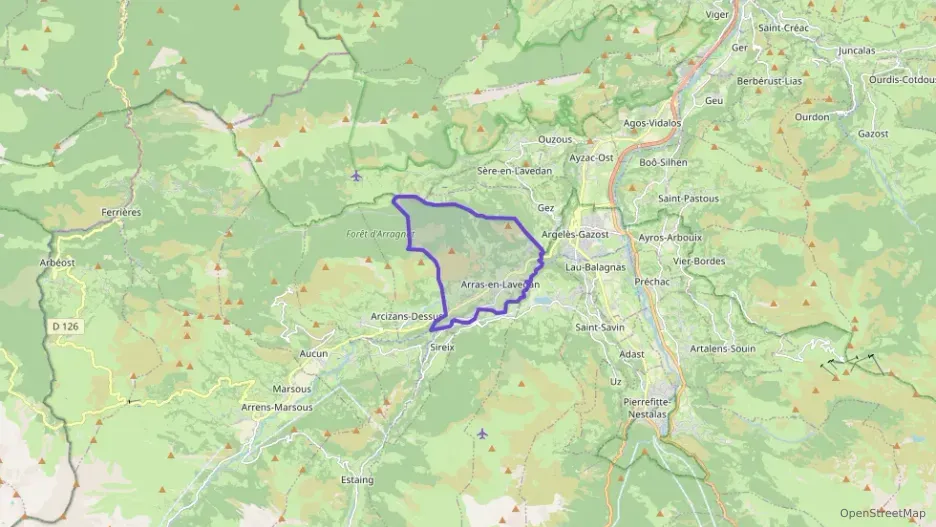 Maison 90 m² quatre pièces à vendre à Arras-en-Lavedan Maison 90 m² quatre pièces à vendre à Arras-en-Lavedan