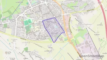 Maison 77 m² quatre pièces à vendre à Longué-Jumelles Maison 77 m² quatre pièces à vendre à Longué-Jumelles