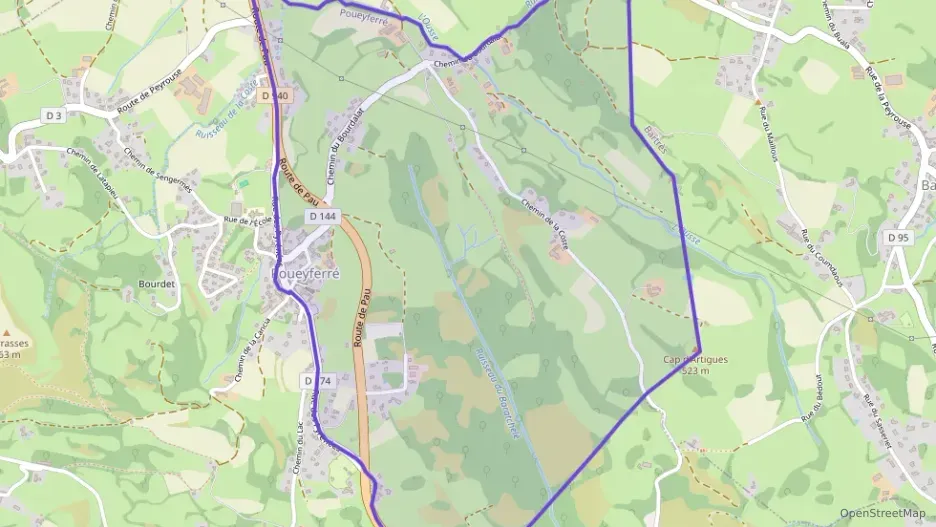 Maison 104 m² quatre pièces à vendre à Poueyferré Maison 104 m² quatre pièces à vendre à Poueyferré