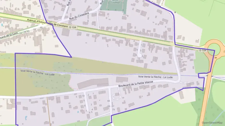 Maison 99 m² quatre pièces à vendre à La Flèche Maison 99 m² quatre pièces à vendre à La Flèche