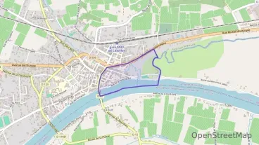 Maison 87 m² quatre pièces à vendre à Castillon-la-Bataille