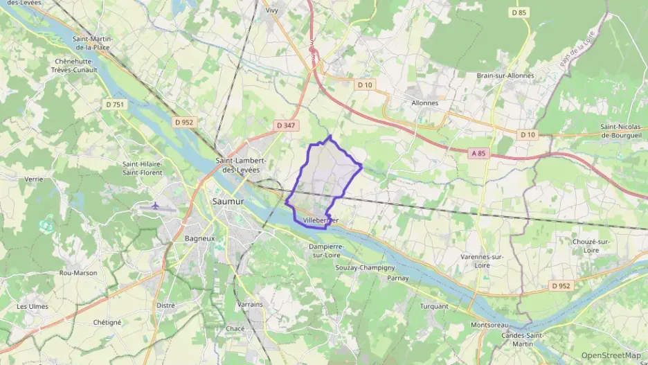 Maison 102 m² cinq pièces à vendre à Villebernier