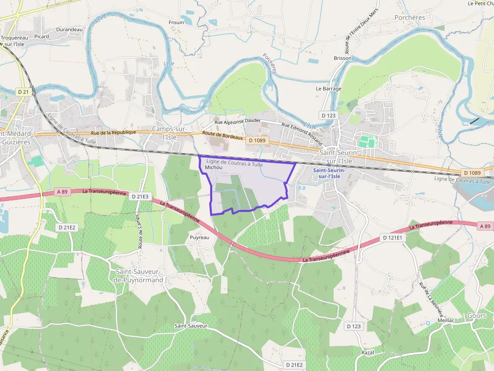 Maison 78 m² quatre pièces à vendre à Saint-Seurin-sur-l`Isle