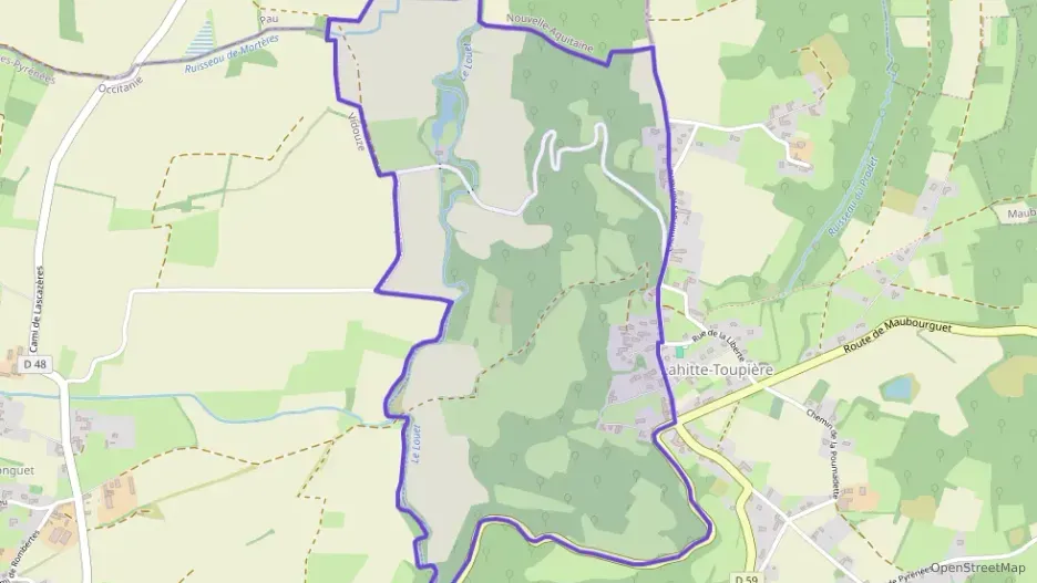 Maison 300 m² six pièces à vendre à Lahitte-Toupière Maison 300 m² six pièces à vendre à Lahitte-Toupière