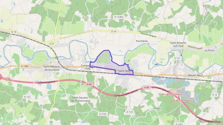 Maison 63 m² trois pièces à vendre à Saint-Seurin-sur-l`Isle Maison 63 m² trois pièces à vendre à Saint-Seurin-sur-l`Isle
