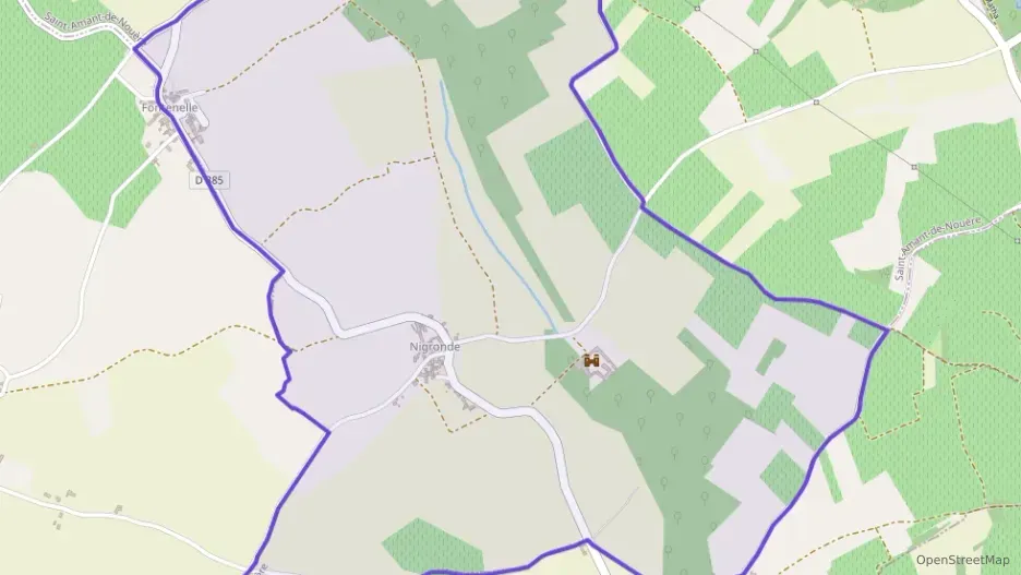 Maison 100 m² quatre pièces à vendre à Saint-Amant-de-Nouère