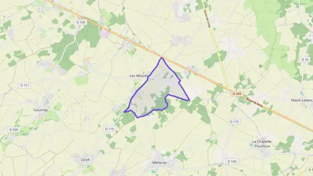 Maison 104 m² trois pièces à vendre à Alloinay