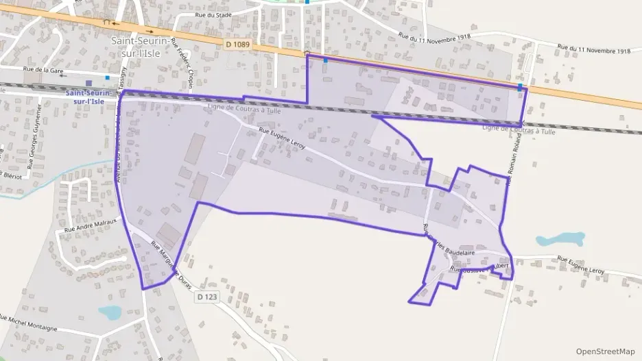 Maison 78 m² quatre pièces à vendre à Saint-Seurin-sur-l`Isle Maison 78 m² quatre pièces à vendre à Saint-Seurin-sur-l`Isle