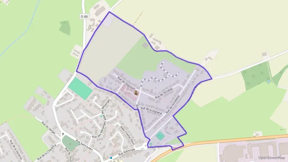 Maison 101 m² cinq pièces à vendre à Coulans-sur-Gée