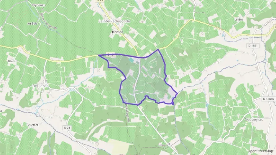 Maison 126 m² quatre pièces à vendre à Sainte-Radegonde