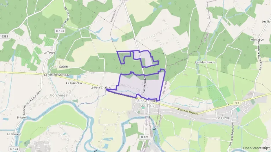 Maison 232 m² sept pièces à vendre à Saint-Antoine-sur-l`Isle