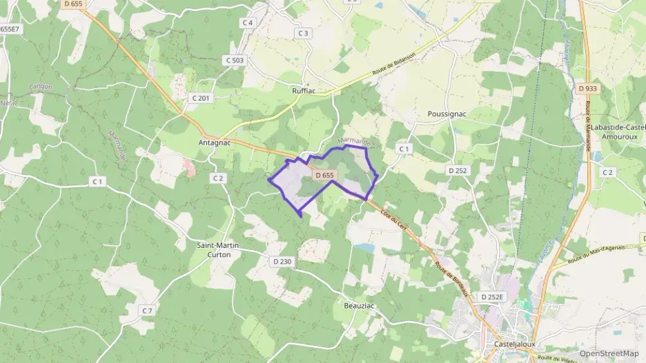 Maison 192 m² six pièces à vendre à Saint-Martin-Curton