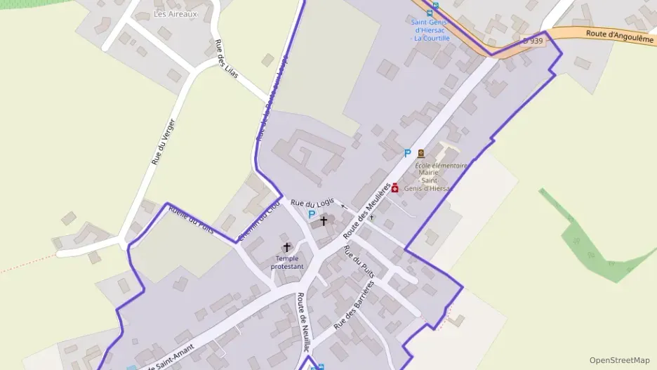 Maison 113 m² trois pièces à vendre à Saint-Genis-d`Hiersac Maison 113 m² trois pièces à vendre à Saint-Genis-d`Hiersac