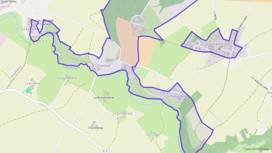 Maison 104 m² quatre pièces à vendre à Chalandray Maison 104 m² quatre pièces à vendre à Chalandray