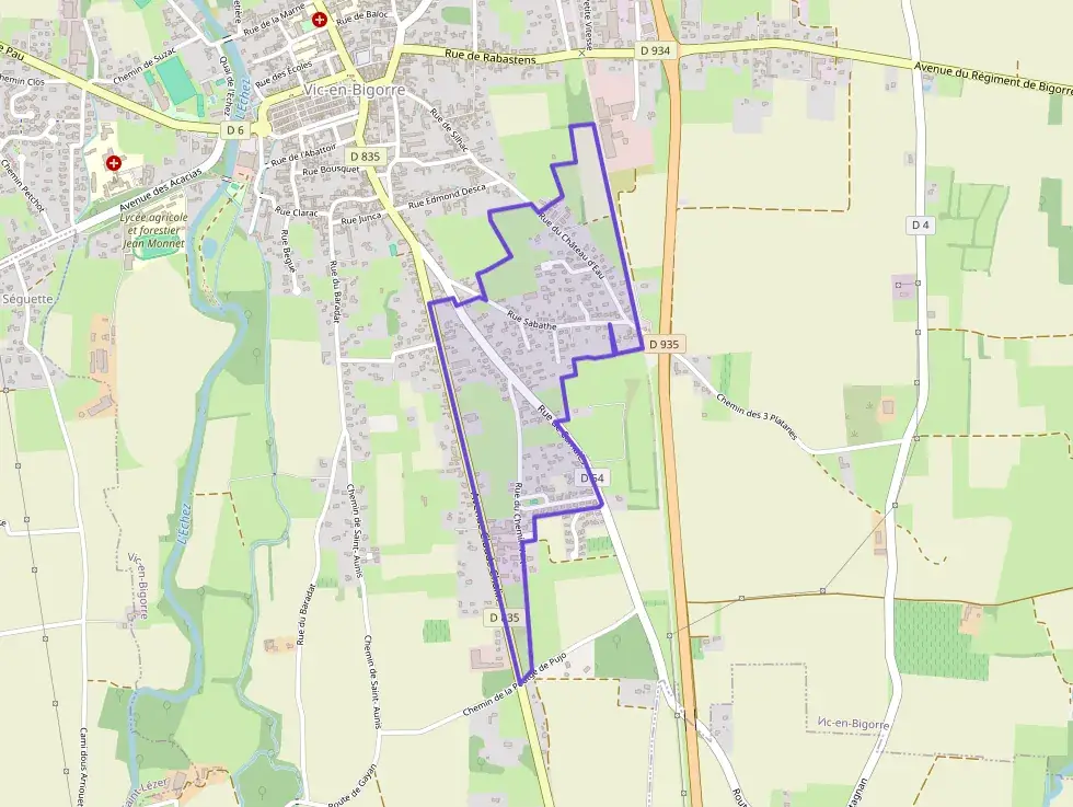 Maison 102 m² quatre pièces à vendre à Vic-en-Bigorre