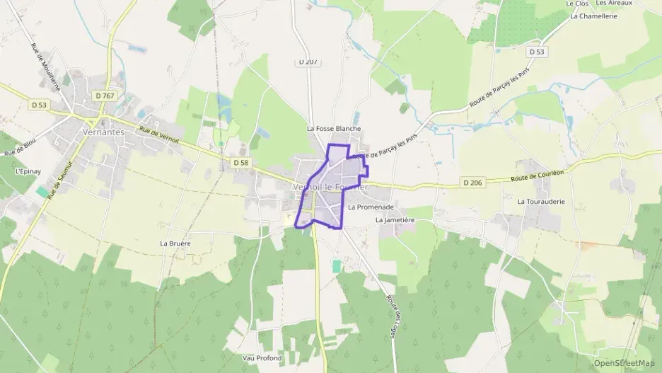 Maison 110 m² cinq pièces à vendre à Vernoil-le-Fourrier Maison 110 m² cinq pièces à vendre à Vernoil-le-Fourrier