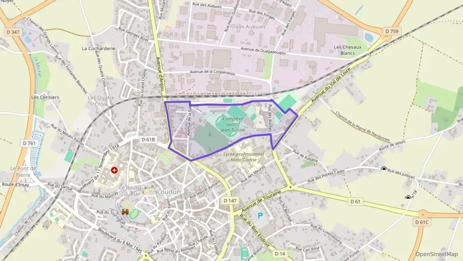 Maison 140 m² cinq pièces à vendre à Loudun