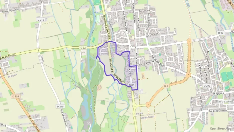 Maison 157 m² cinq pièces à vendre à Soues