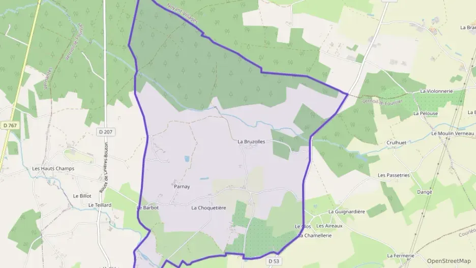 Maison 113 m² quatre pièces à vendre à Vernoil-le-Fourrier Maison 113 m² quatre pièces à vendre à Vernoil-le-Fourrier