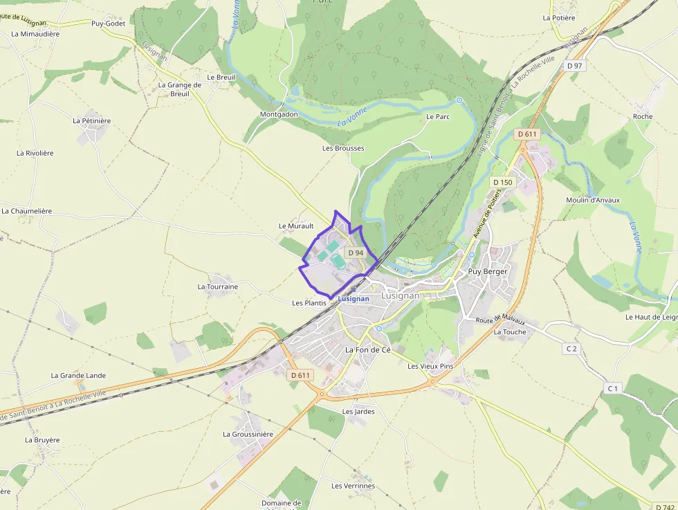 Maison 92 m² trois pièces à vendre à Lusignan