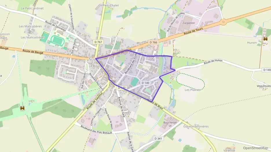 Maison 95 m² quatre pièces à vendre à Noyant-Villages