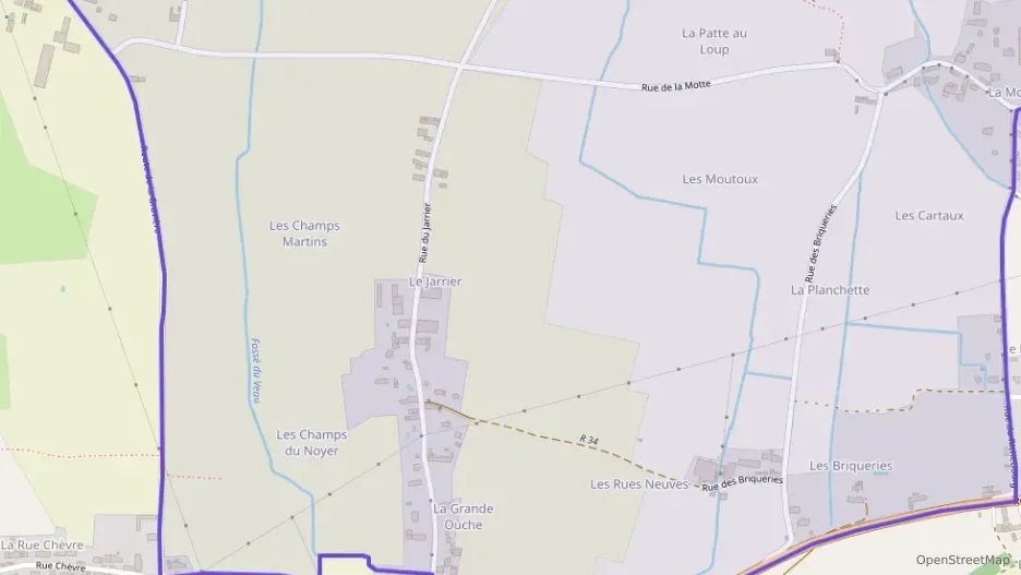Maison 120 m² quatre pièces à vendre à Chouzé-sur-Loire Maison 120 m² quatre pièces à vendre à Chouzé-sur-Loire