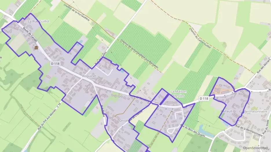 Maison 90 m² quatre pièces à vendre à Savigny-en-Véron