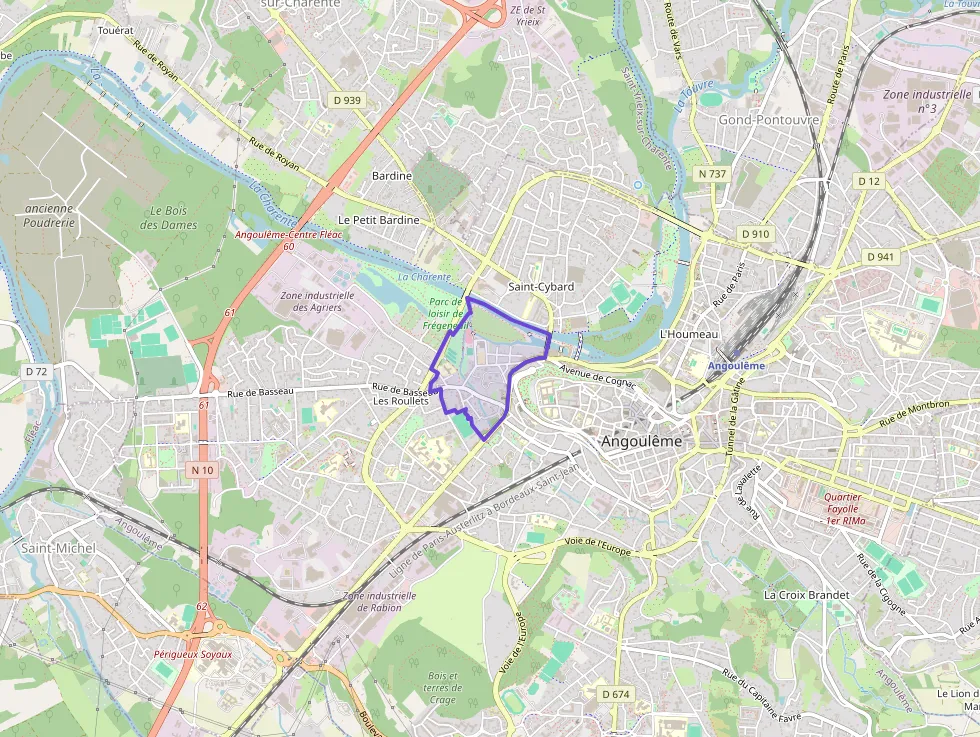 Maison 110 m² trois pièces à vendre à Angoulême