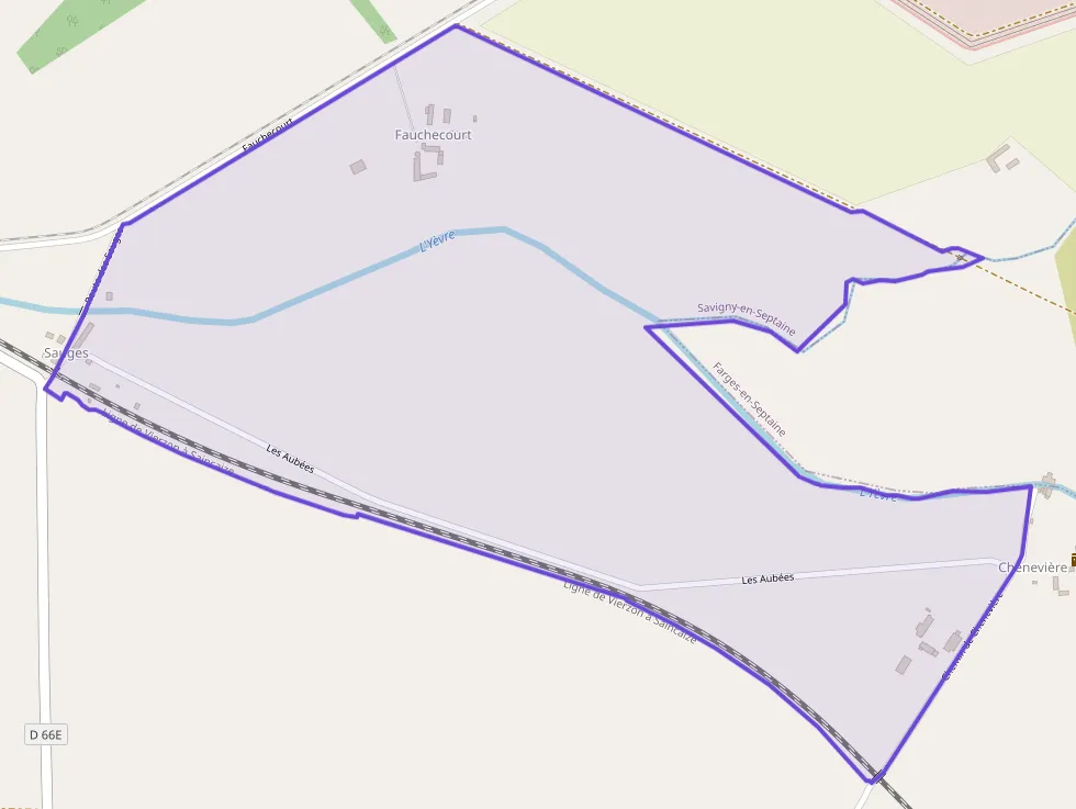 Maison 88 m² trois pièces à vendre à Savigny-en-Septaine