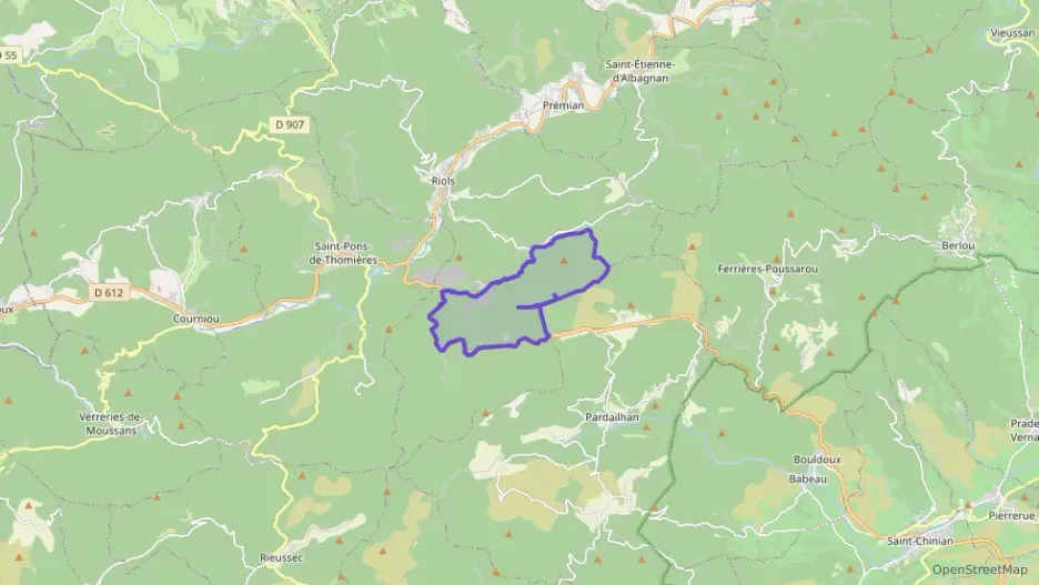 Maison 80 m² quatre pièces à vendre à Riols Maison 80 m² quatre pièces à vendre à Riols