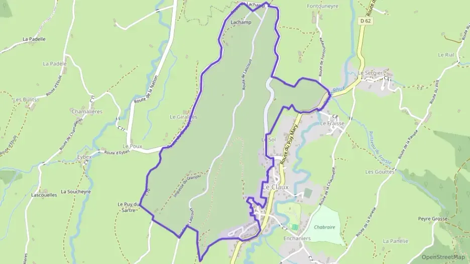 Maison 74 m² quatre pièces à vendre à Le Claux Maison 74 m² quatre pièces à vendre à Le Claux