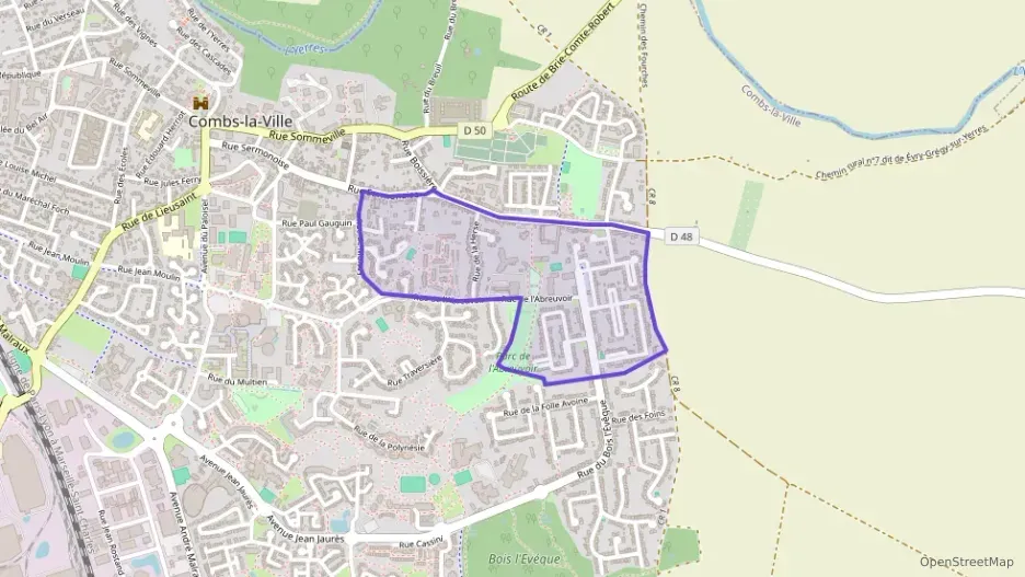 Maison 96 m² cinq pièces à vendre à Combs-la-Ville Maison 96 m² cinq pièces à vendre à Combs-la-Ville