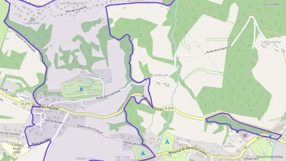 Maison 39 m² trois pièces à vendre à Murat-le-Quaire Maison 39 m² trois pièces à vendre à Murat-le-Quaire