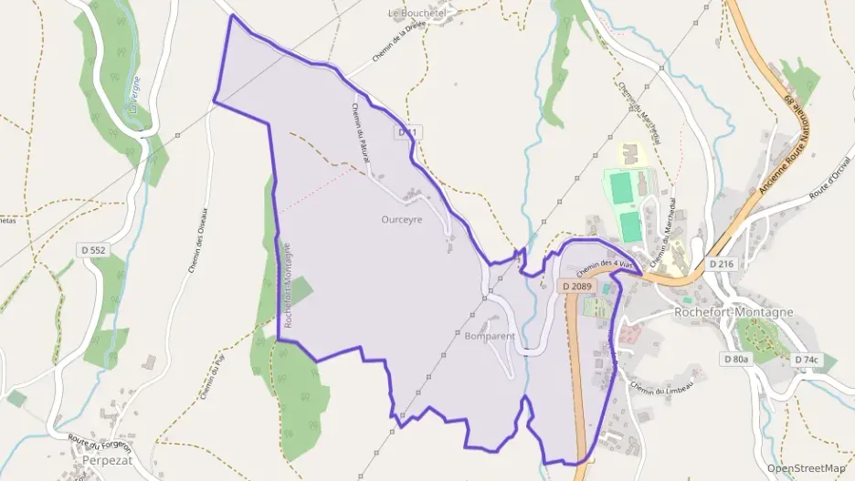 Maison 77 m² trois pièces à vendre à Rochefort-Montagne Maison 77 m² trois pièces à vendre à Rochefort-Montagne