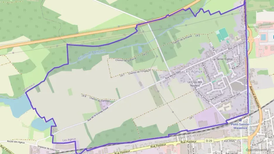 Maison 114 m² six pièces à vendre à Les Ageux