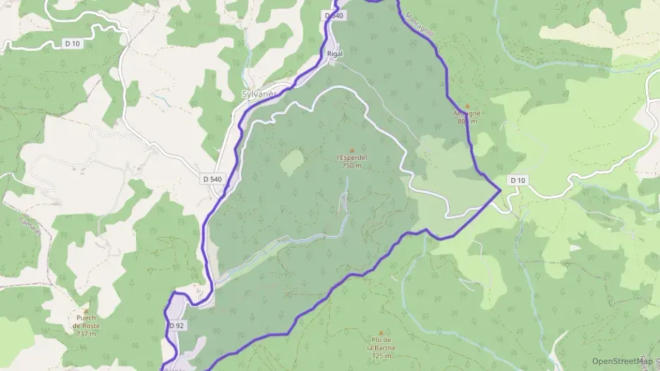 Maison 200 m² six pièces à vendre à Sylvanès