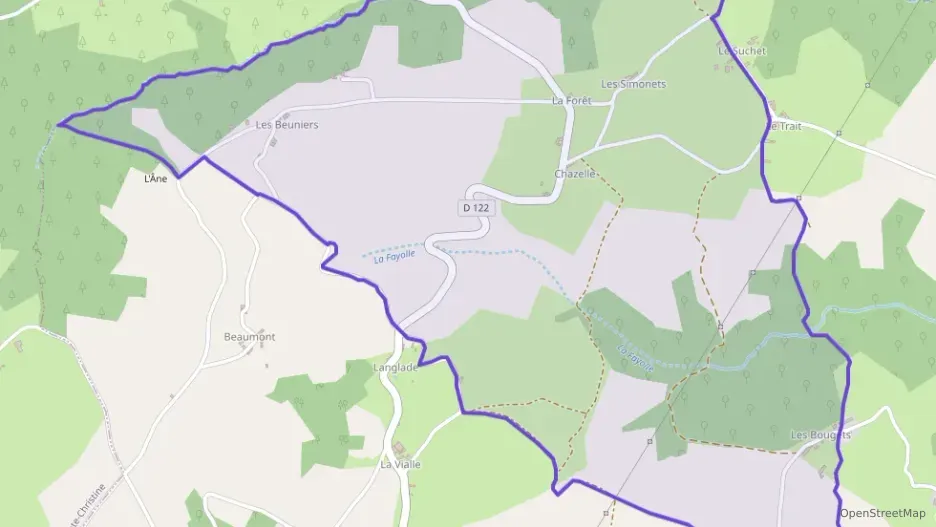 Maison 110 m² trois pièces à vendre à Ayat-sur-Sioule Maison 110 m² trois pièces à vendre à Ayat-sur-Sioule