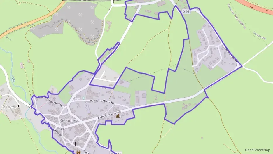 Maison 119 m² quatre pièces à vendre à Sévérac d`Aveyron Maison 119 m² quatre pièces à vendre à Sévérac d`Aveyron