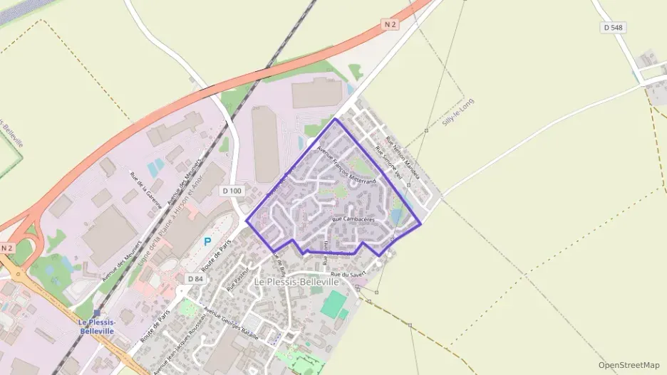 Maison 118 m² cinq pièces à vendre à Le Plessis-Belleville Maison 118 m² cinq pièces à vendre à Le Plessis-Belleville