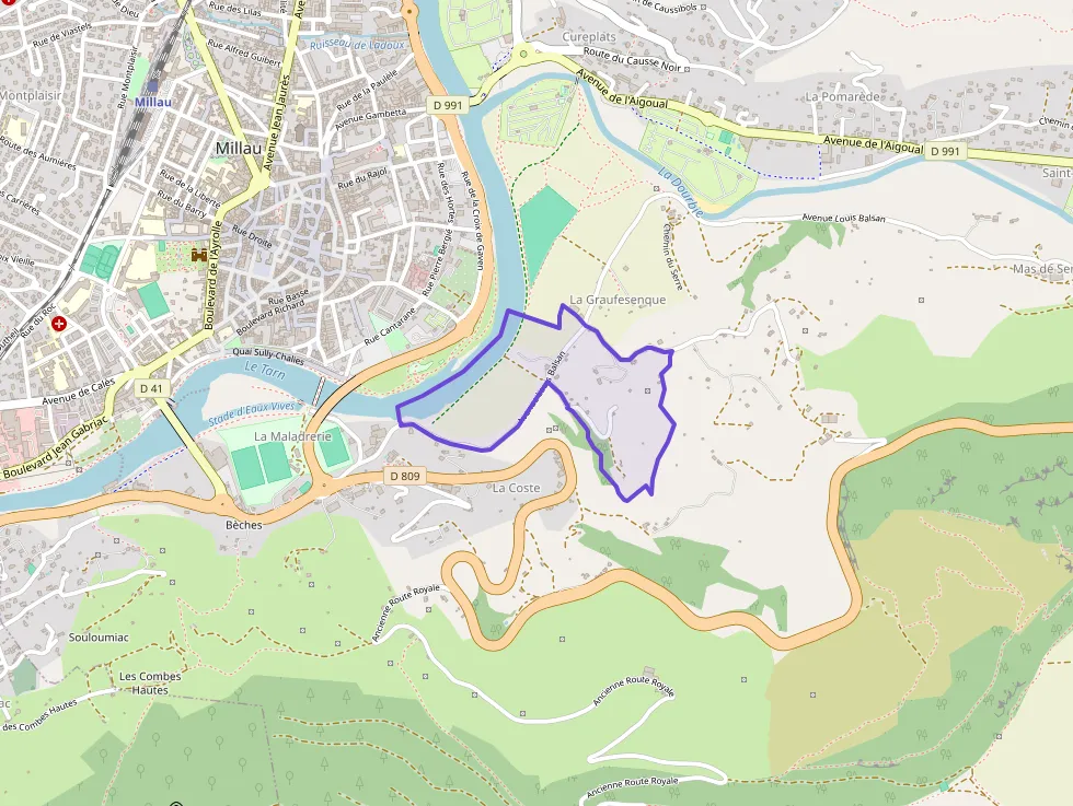 Maison 98 m² quatre pièces à vendre à Millau