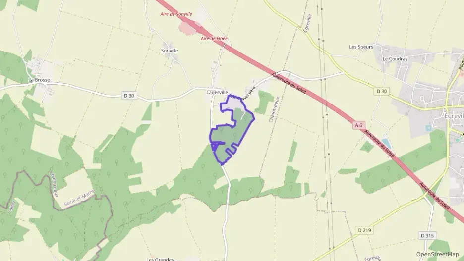 Maison 87 m² trois pièces à vendre à Chaintreaux Maison 87 m² trois pièces à vendre à Chaintreaux