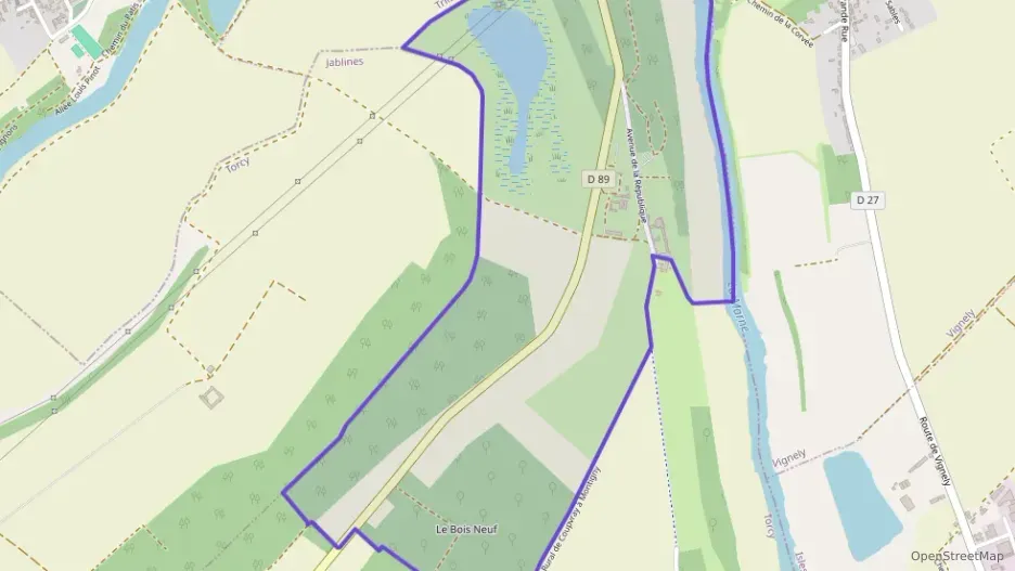 Maison 200 m² cinq pièces à vendre à Lesches Maison 200 m² cinq pièces à vendre à Lesches