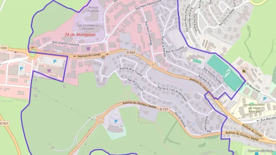 Maison 81 m² quatre pièces à vendre à Saint-Flour Maison 81 m² quatre pièces à vendre à Saint-Flour