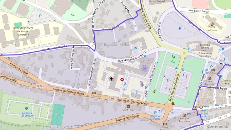 Maison 128 m² quatre pièces à vendre à Saint-Flour Maison 128 m² quatre pièces à vendre à Saint-Flour