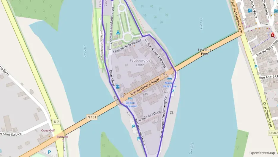 Maison 72 m² deux pieces à vendre à La Charité-sur-Loire Maison 72 m² deux pieces à vendre à La Charité-sur-Loire