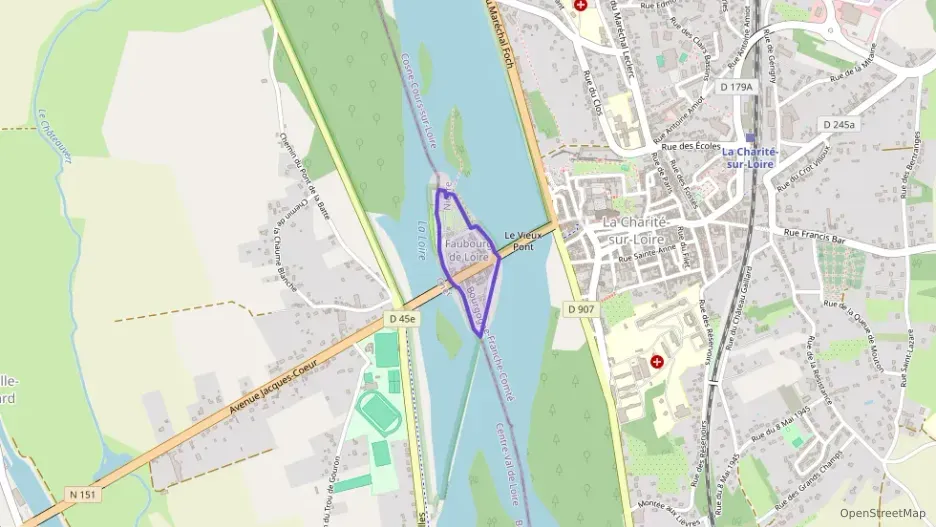 Maison 72 m² deux pieces à vendre à La Charité-sur-Loire Maison 72 m² deux pieces à vendre à La Charité-sur-Loire