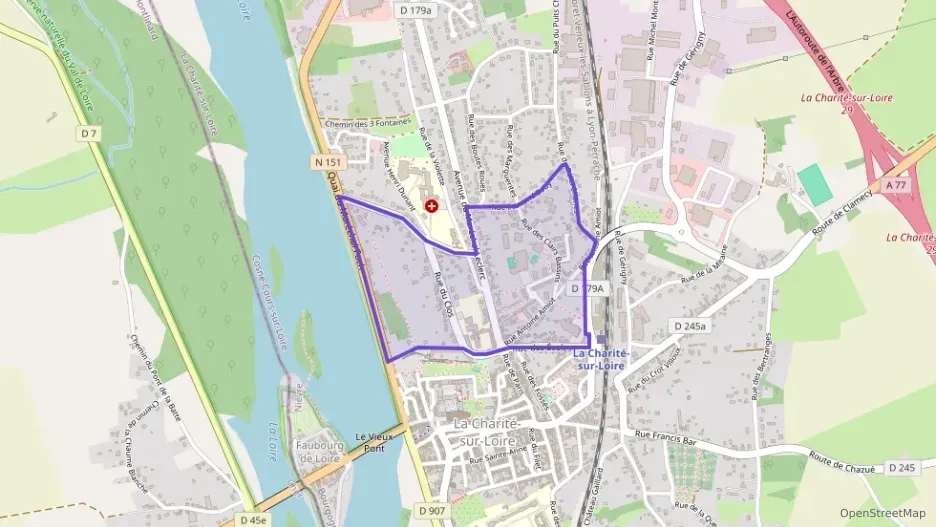 Maison 150 m² quatre pièces à vendre à La Charité-sur-Loire Maison 150 m² quatre pièces à vendre à La Charité-sur-Loire