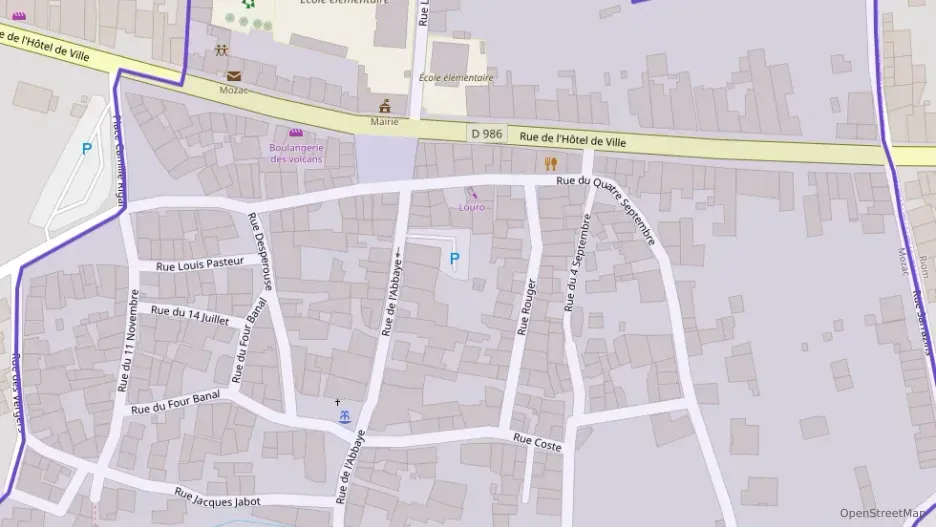 Maison 82 m² quatre pièces à vendre à Mozac Maison 82 m² quatre pièces à vendre à Mozac