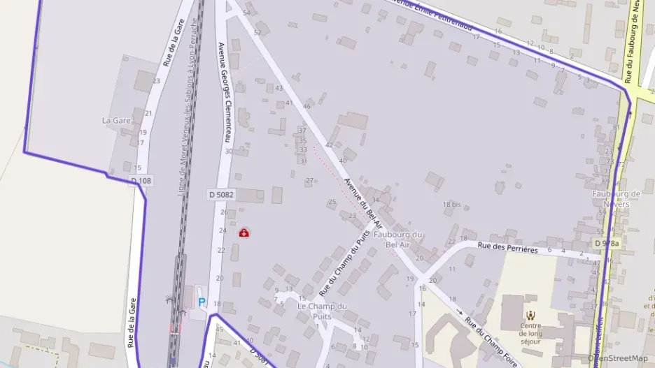 Maison 72 m² trois pièces à vendre à Saint-Pierre-le-Moûtier Maison 72 m² trois pièces à vendre à Saint-Pierre-le-Moûtier